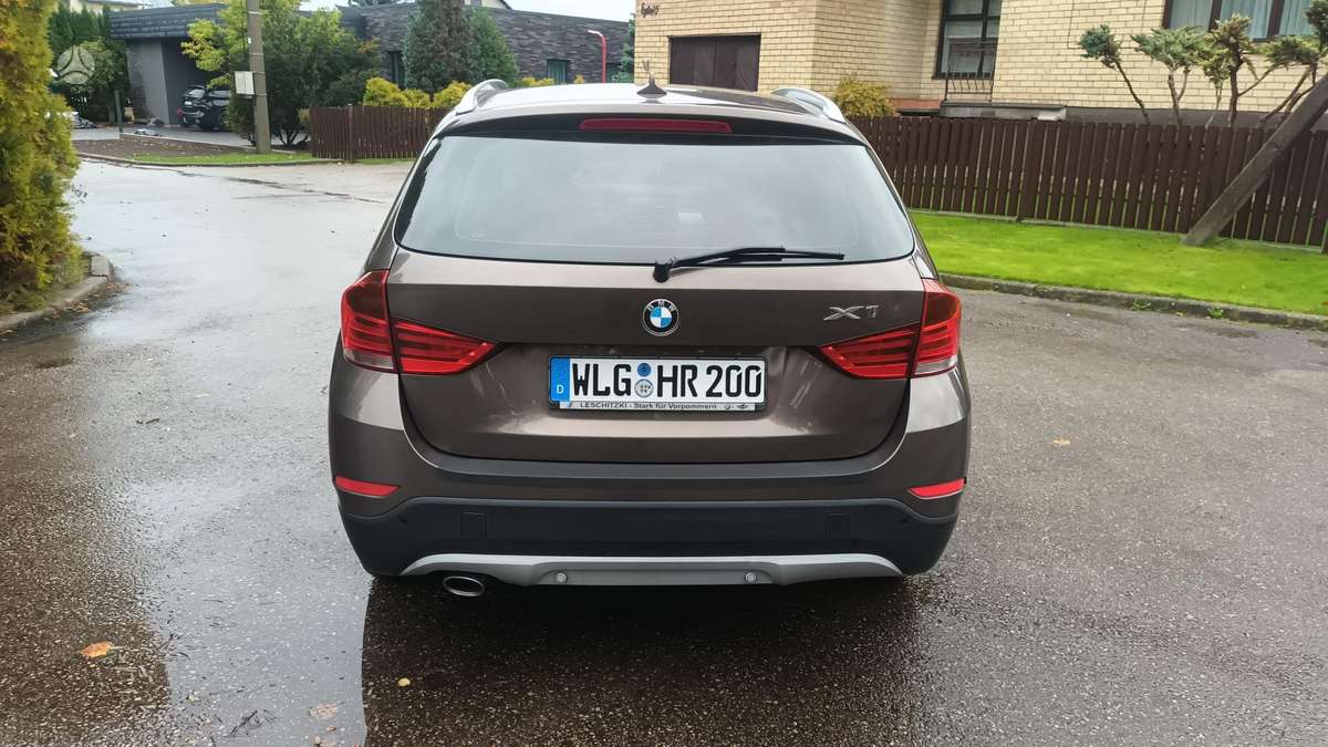 BMW X1 2012 — фото 14