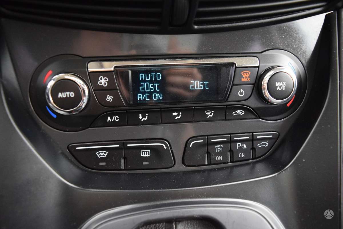 Ford Kuga 2013 — фото 17