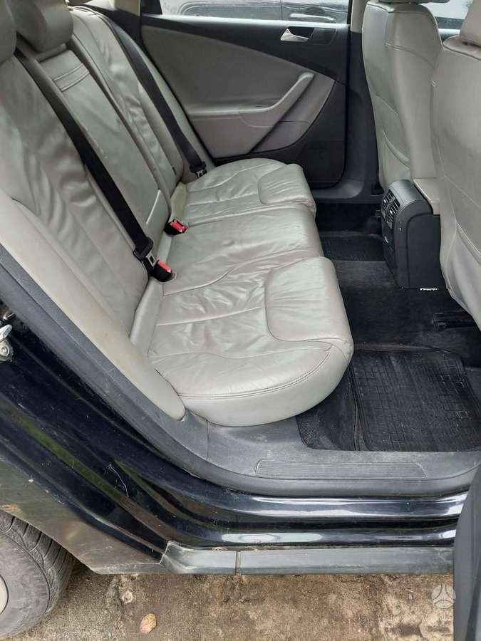 Volkswagen Passat 2009 — двигун 1968 cm³, 140 HP (103kW)