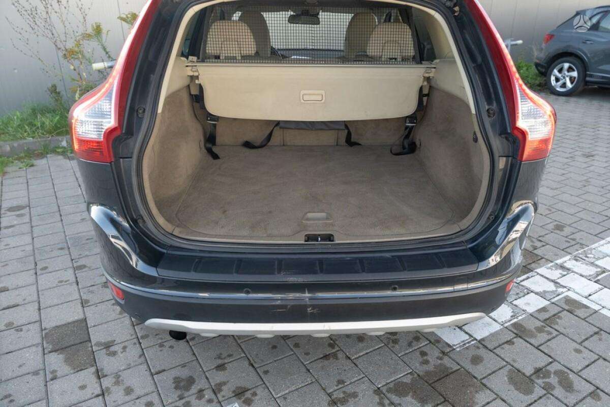 Volvo XC60 2012 — фото 18
