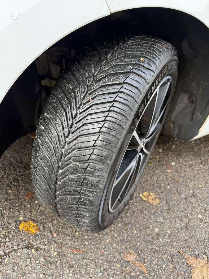 Renault Megane 2012 — photo 24