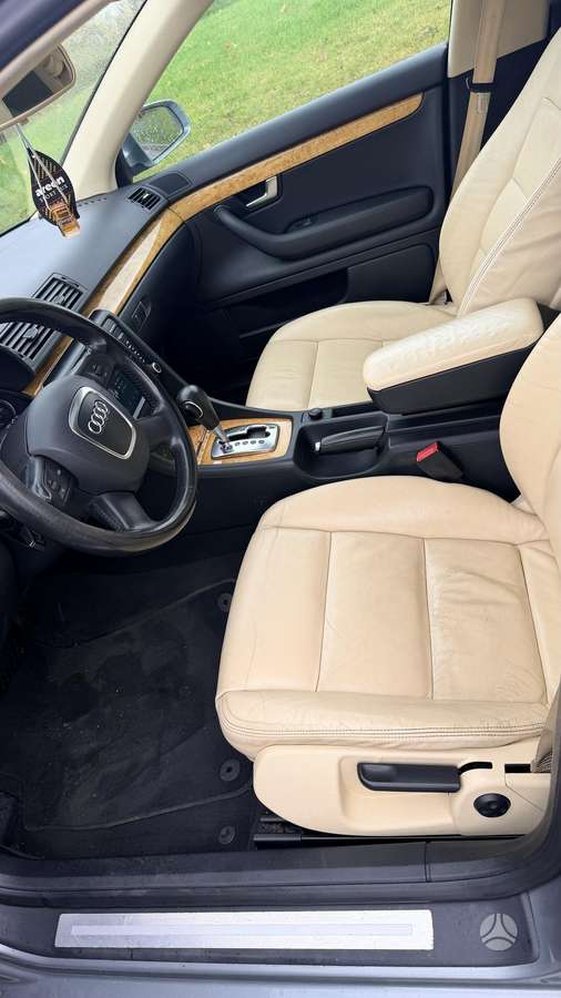 Audi A4 2006 — photo 10