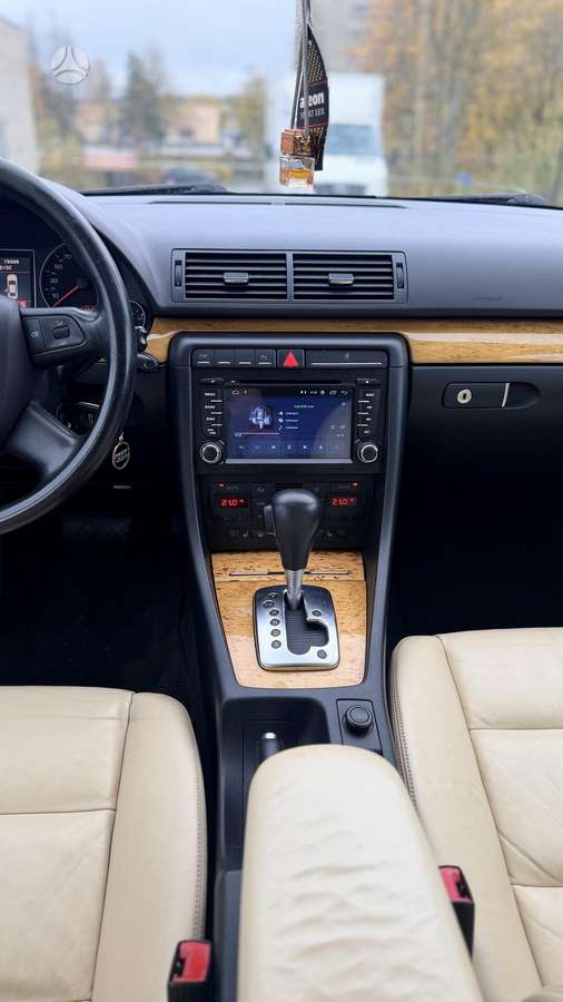 Audi A4 2006 — photo 12