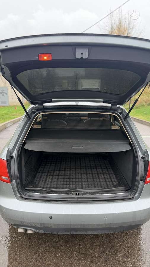 Audi A4 2006 — photo 9