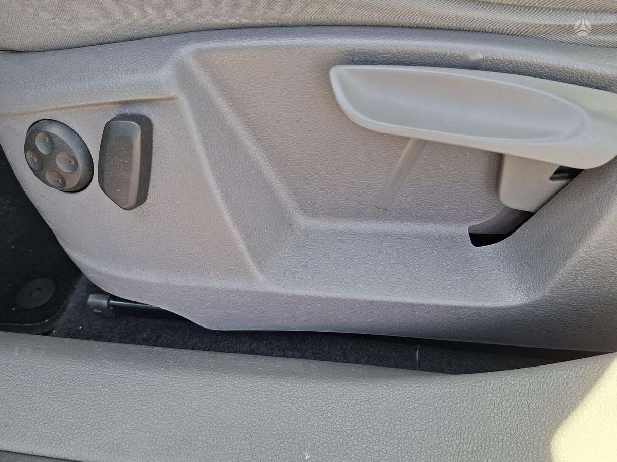 Seat Alhambra 2011 — photo 9