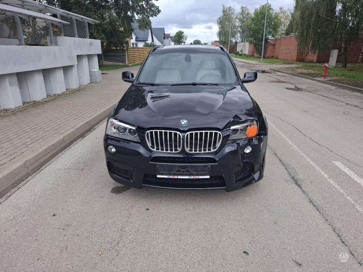 BMW X3, 2011