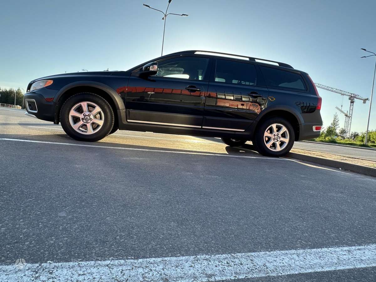 Volvo XC70 2009 — photo 20