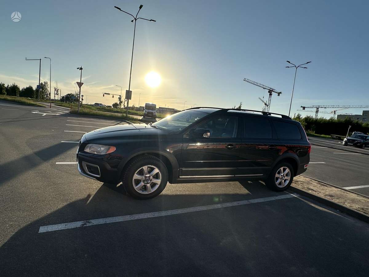 Volvo XC70 2009 — photo 21