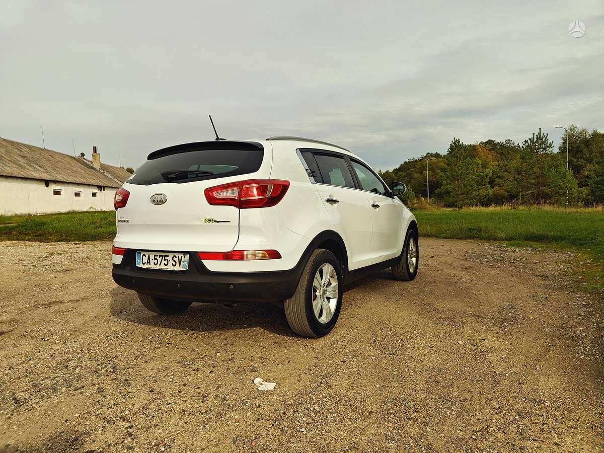 Kia Sportage 2012 — фото 10
