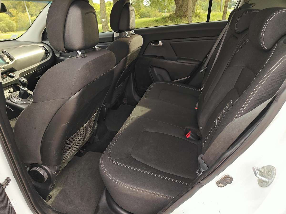 Kia Sportage 2012 — фото 15