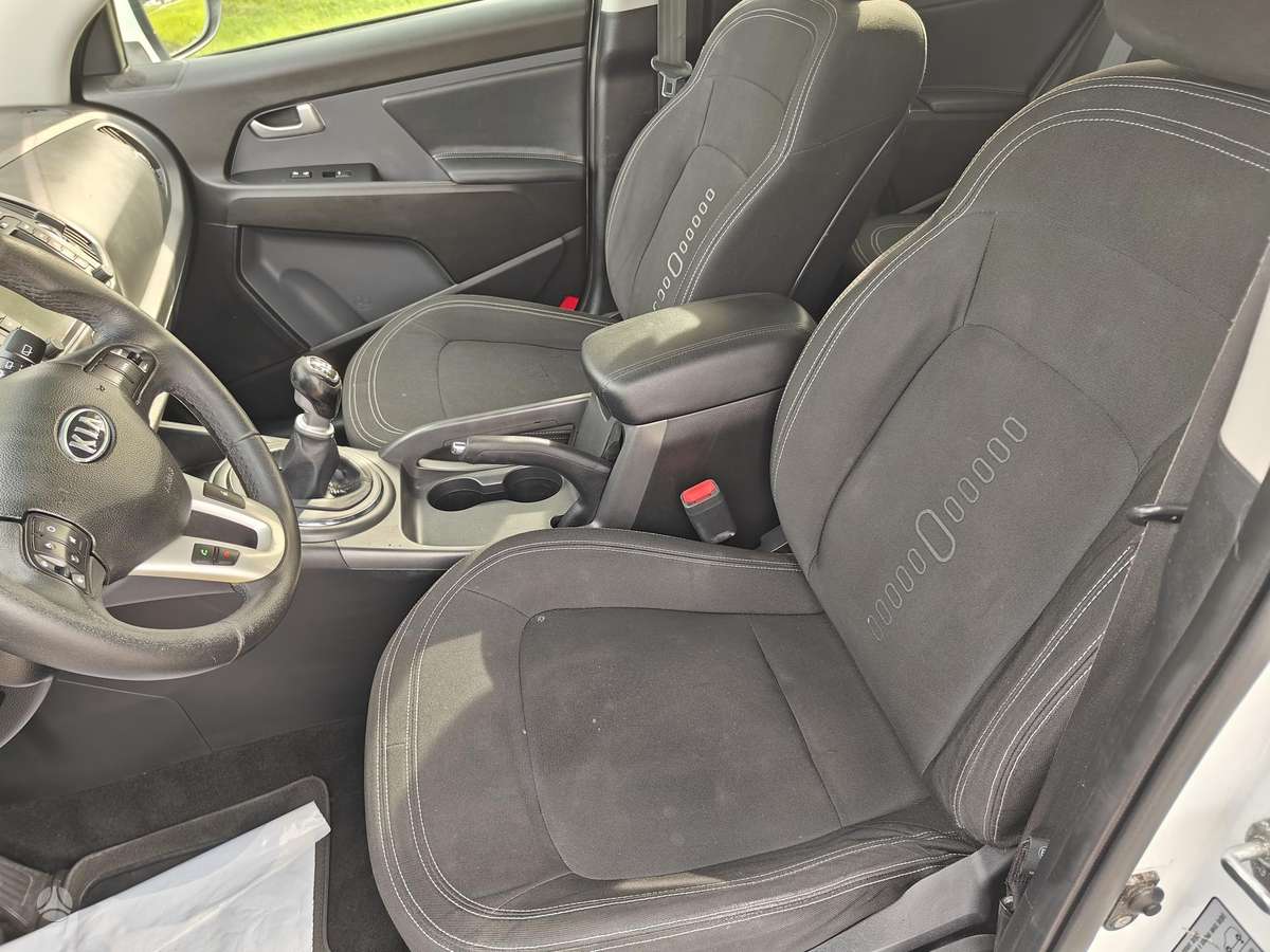 Kia Sportage 2012 — фото 16