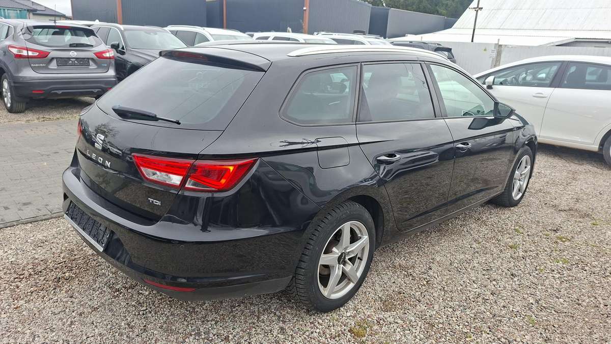 Seat Leon 2015 — photo 10