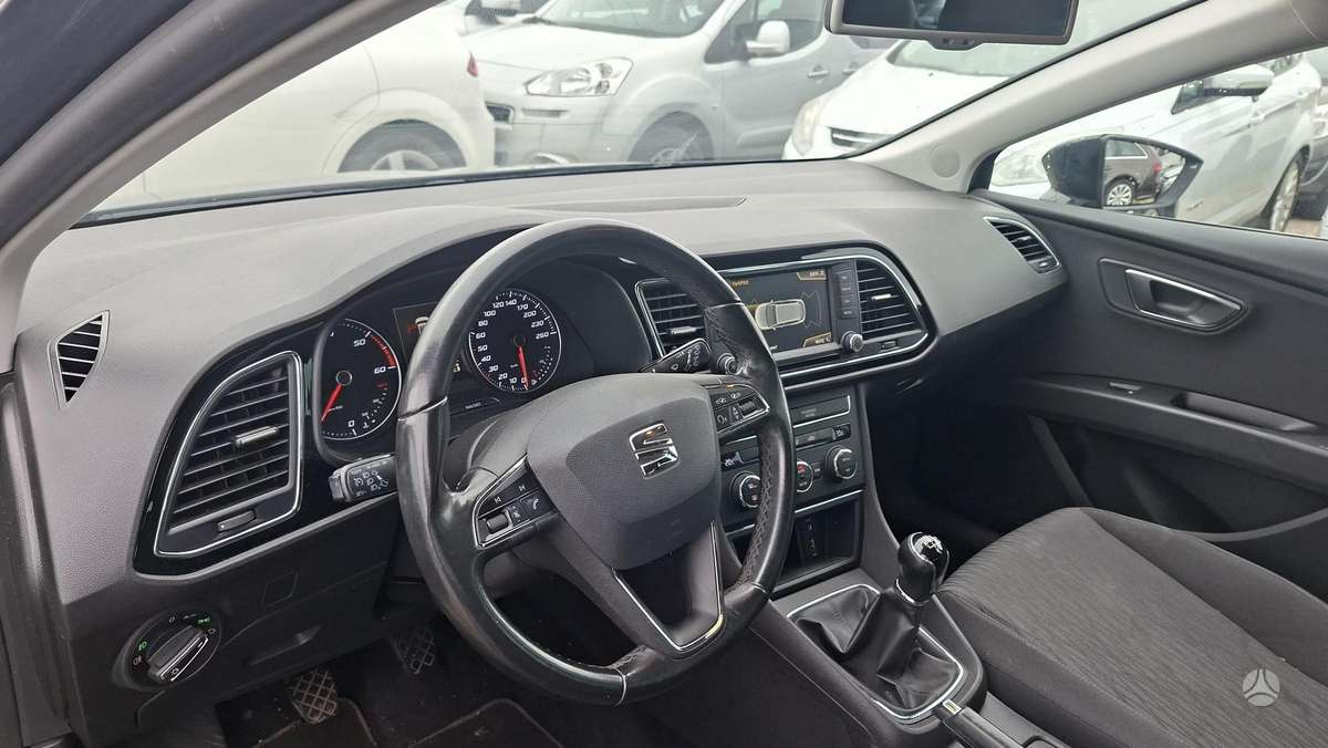 Seat Leon 2015 — photo 17