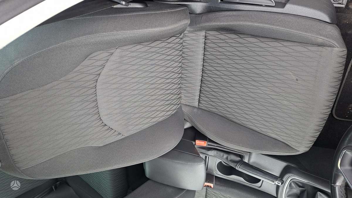 Seat Leon 2015 — photo 18