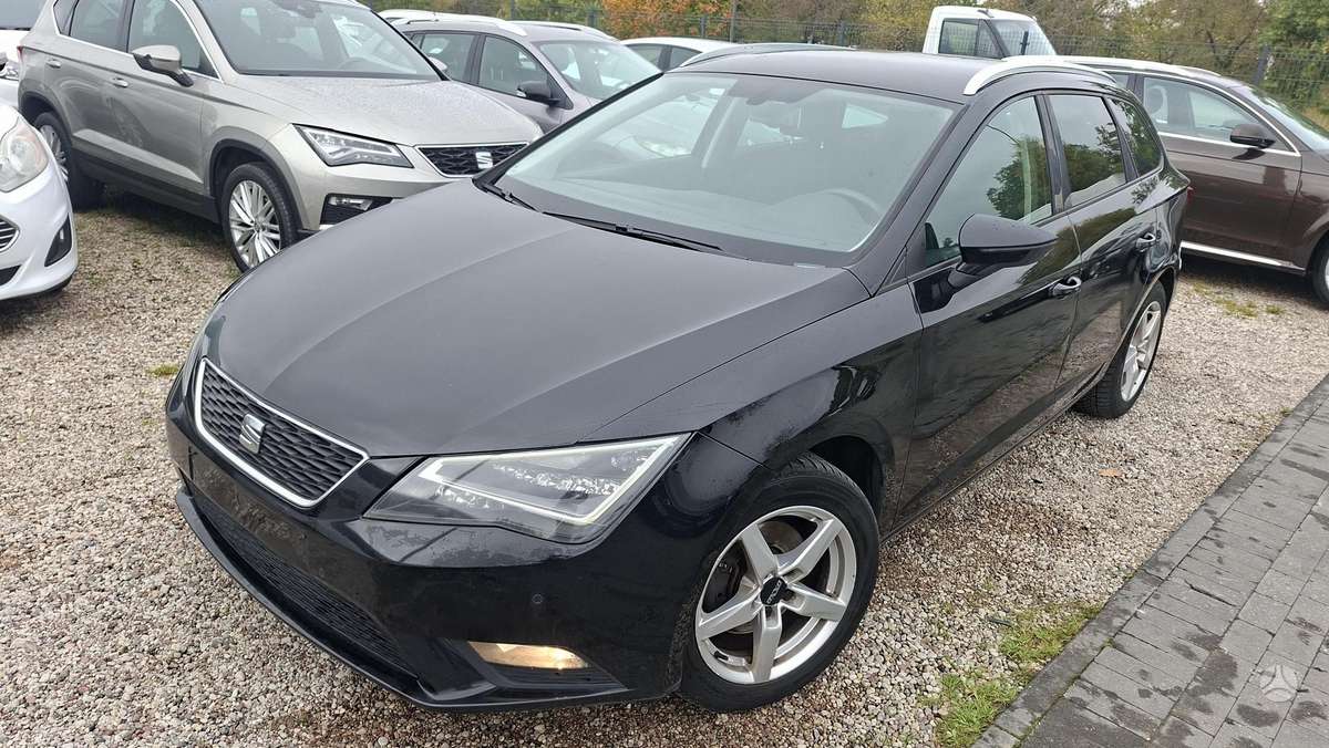 Seat Leon 2015 — interior