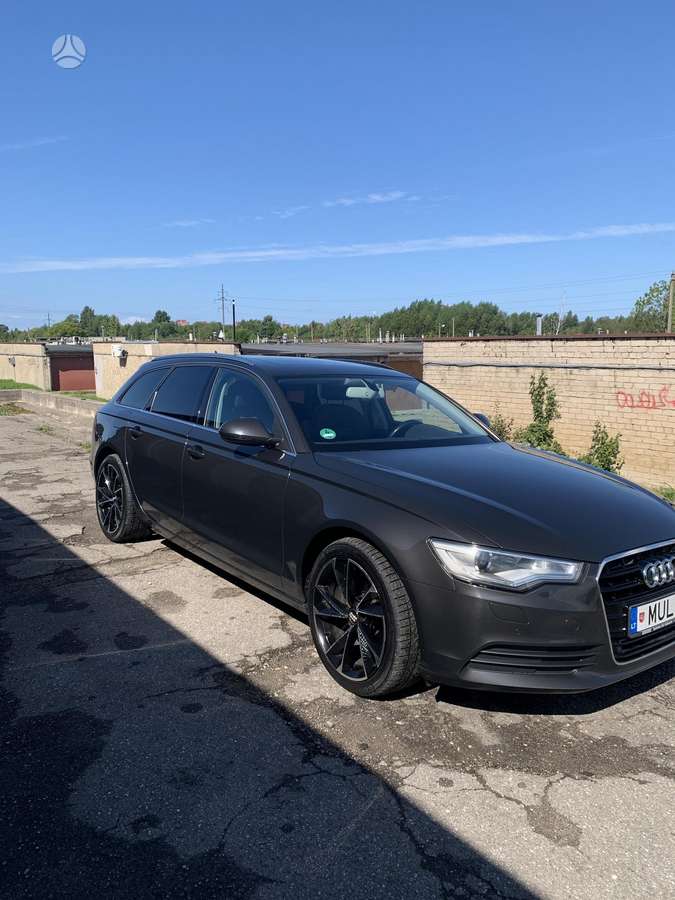 Audi A6 2012 — вигляд ззаду