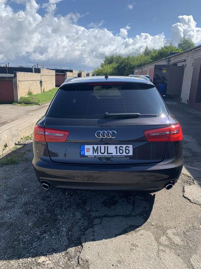 Audi A6 2012 — двигун 3000 cm³, 204 HP (150kW)