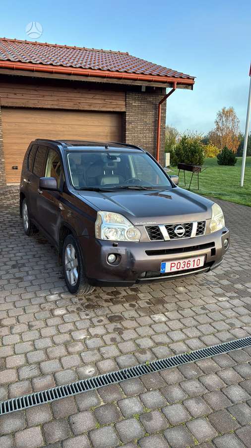 Nissan X-Trail 2008 — interior