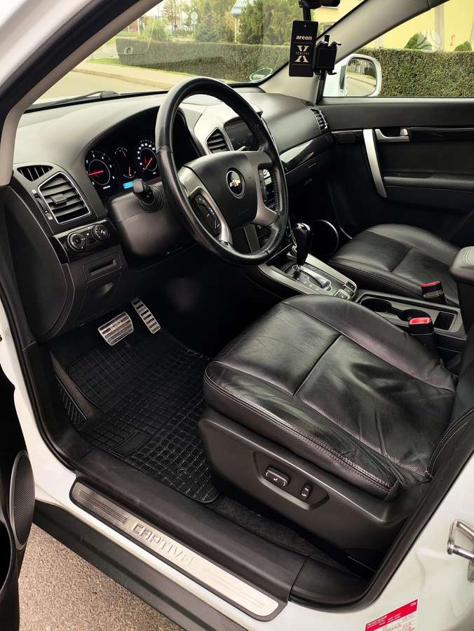Chevrolet Captiva 2013 — photo 10