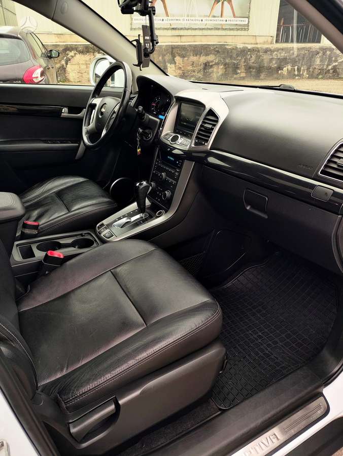 Chevrolet Captiva 2013 — photo 12