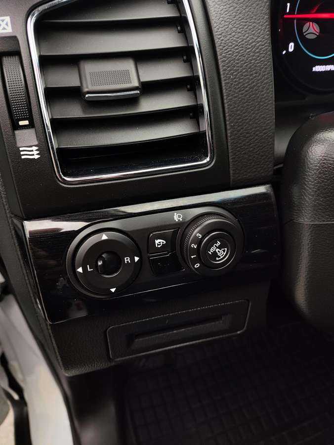 Chevrolet Captiva 2013 — photo 9