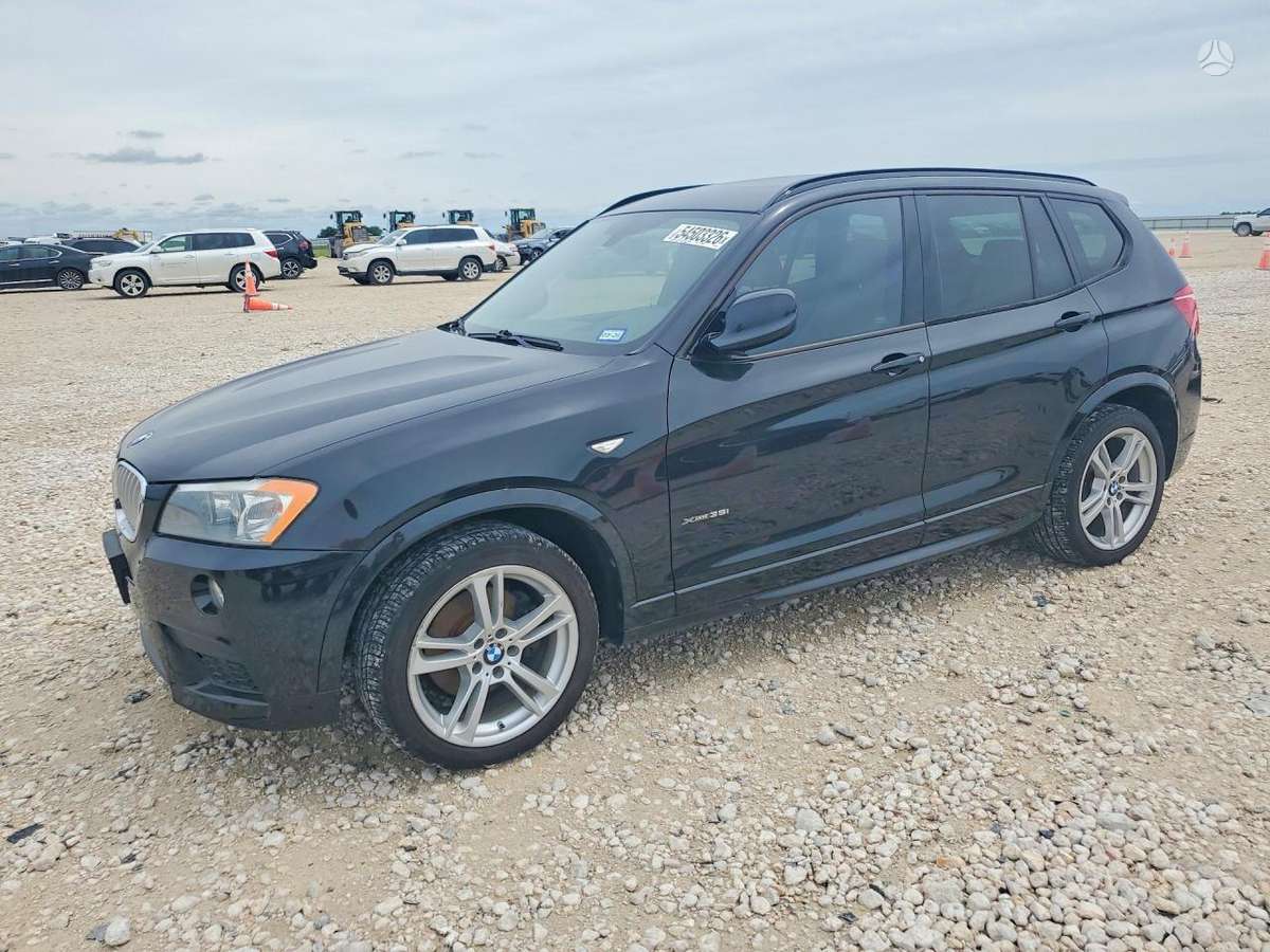 BMW X3 2014 — салон