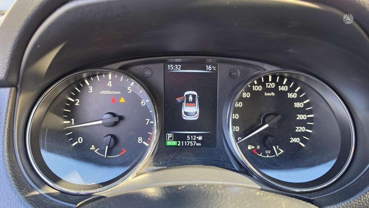 Nissan Qashqai 2015 — photo 17