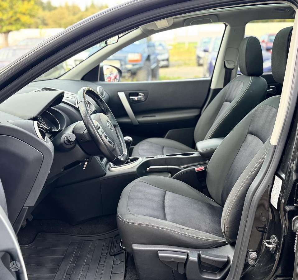 Nissan Qashqai+2 2012 — photo 17