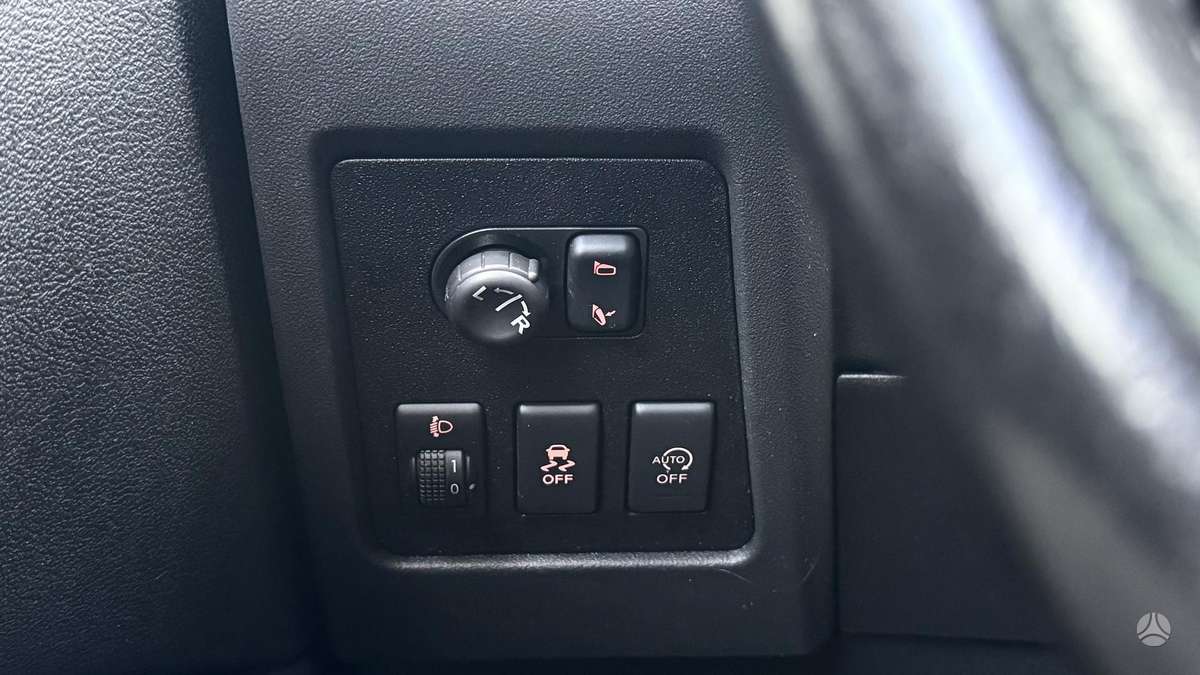Nissan Qashqai+2 2012 — photo 23
