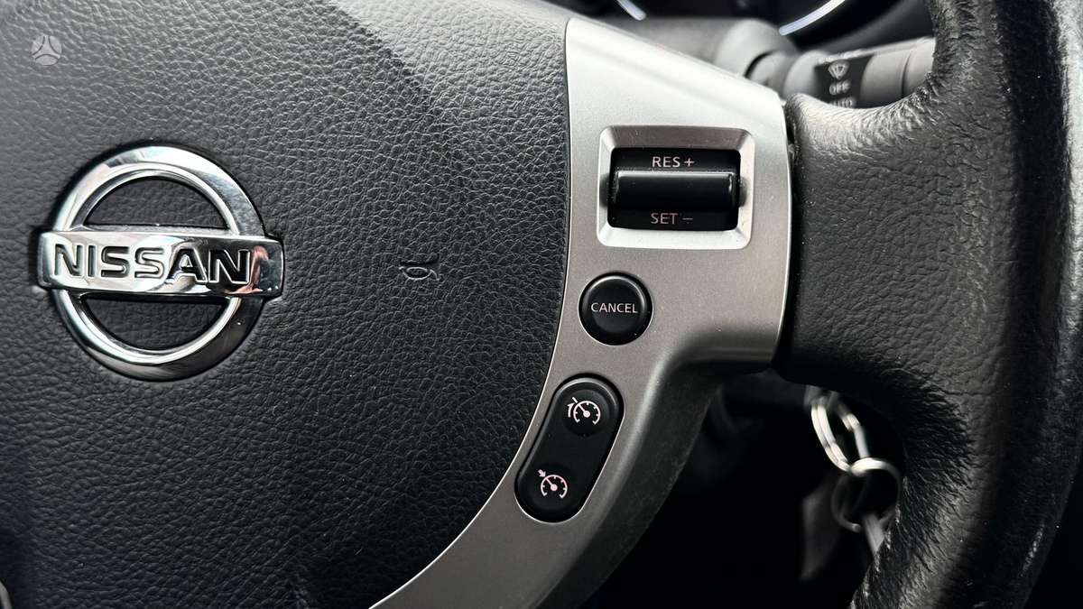 Nissan Qashqai+2 2012 — photo 24