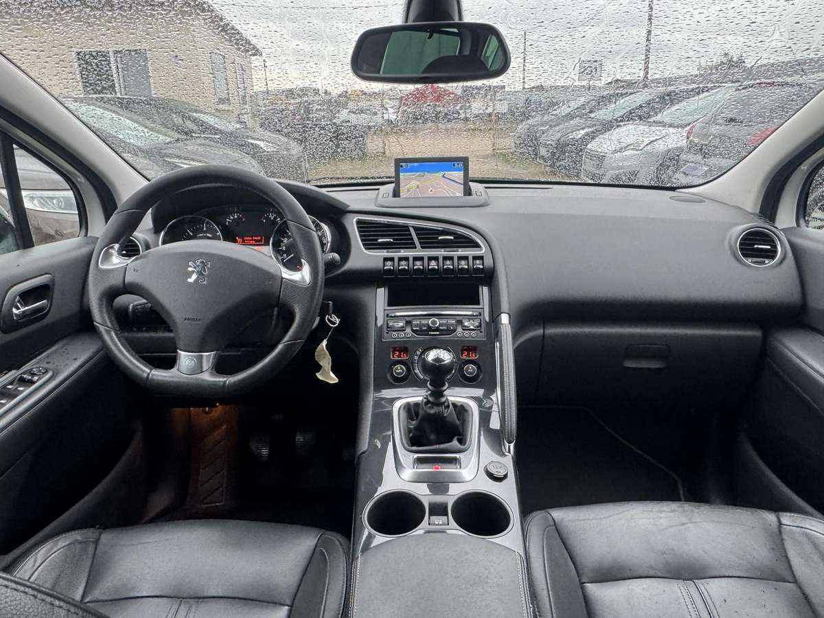 Peugeot 3008 2014 — photo 18