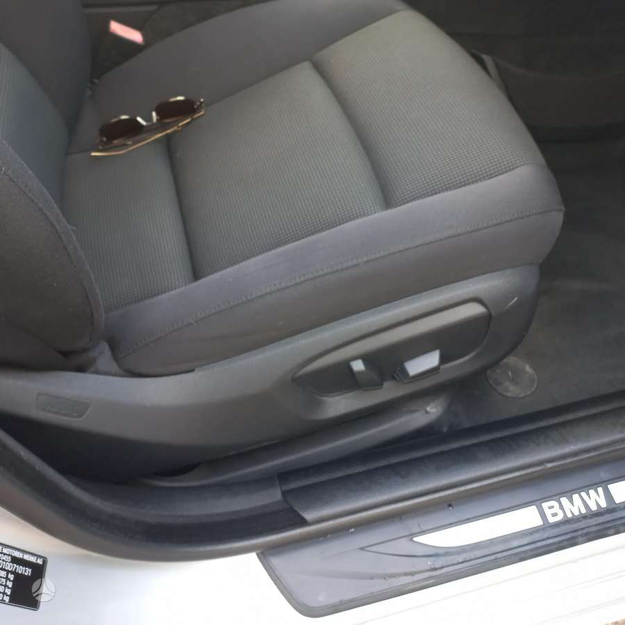 BMW 520 2013 — фото 26