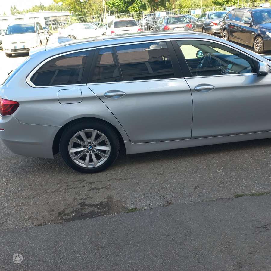 BMW 520 2013 — двигун 1995 cm³, 184 HP (135kW)