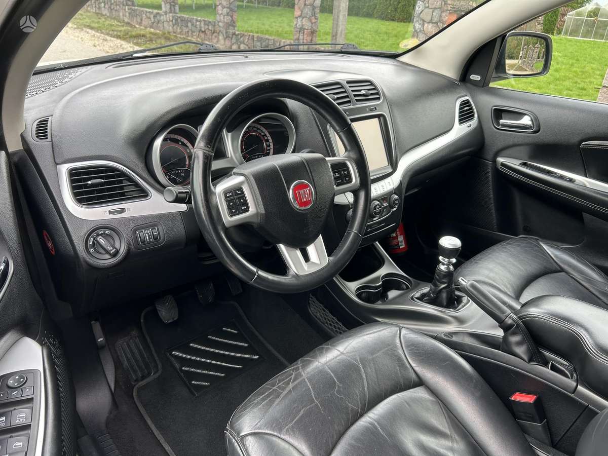 Fiat Freemont 2013 — photo 23