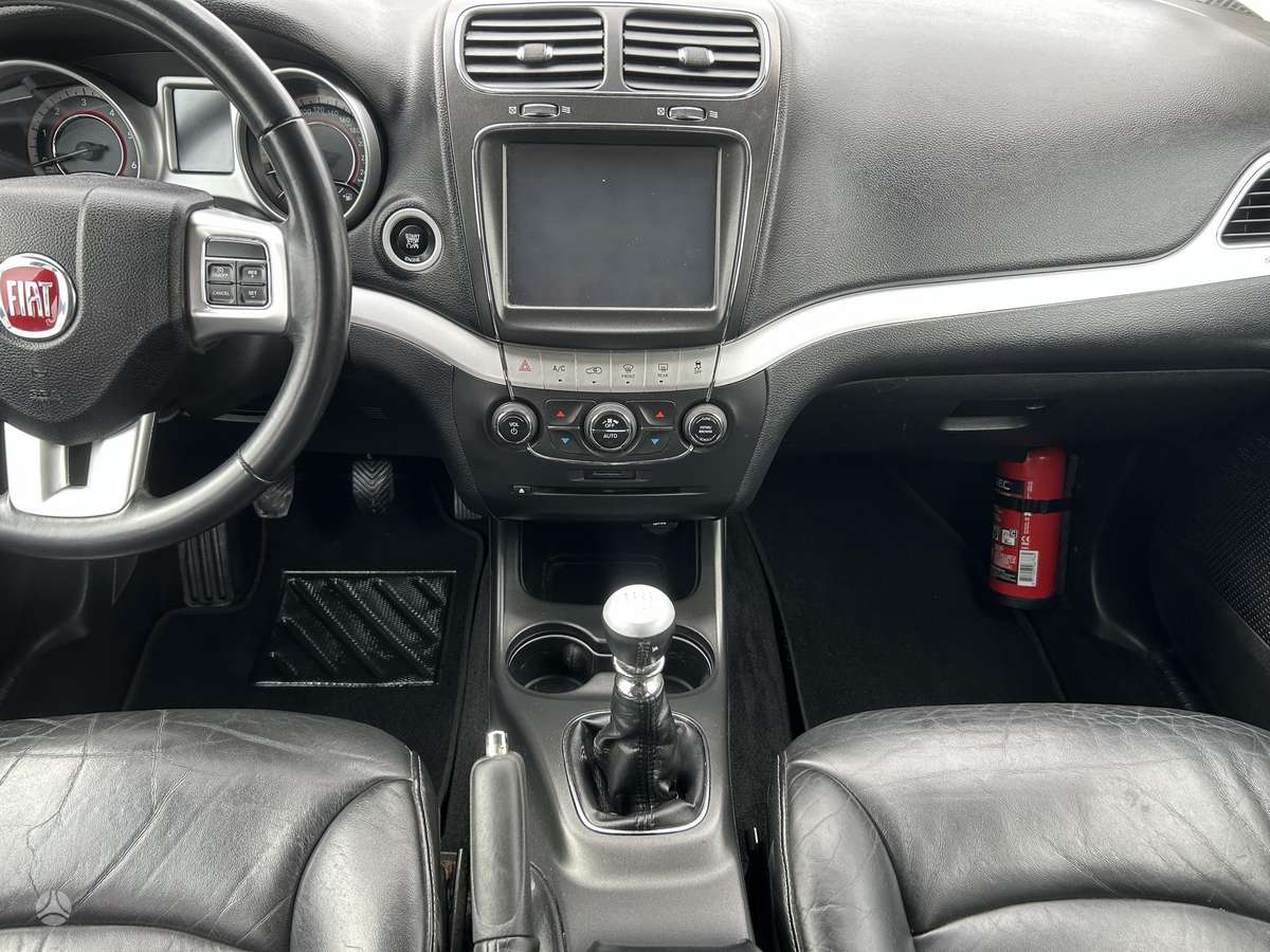 Fiat Freemont 2013 — photo 24