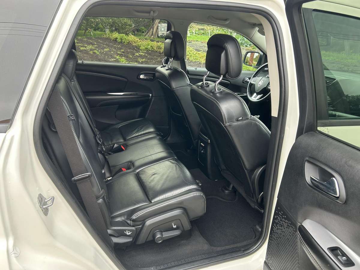 Fiat Freemont 2013 — photo 32
