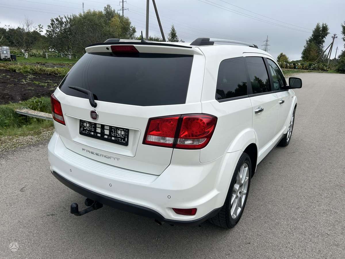 Fiat Freemont 2013 — engine 2000 cm³, 140 HP (103kW)