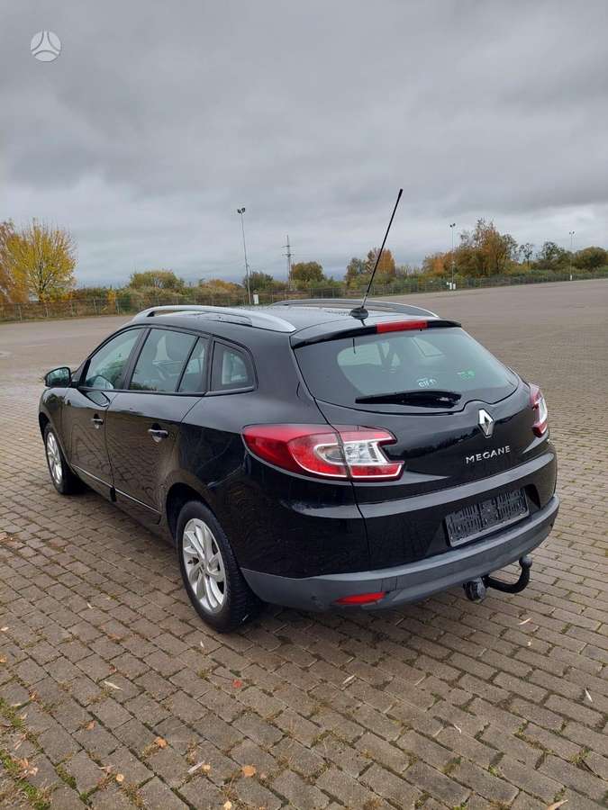 Renault Megane 2014 — вигляд ззаду
