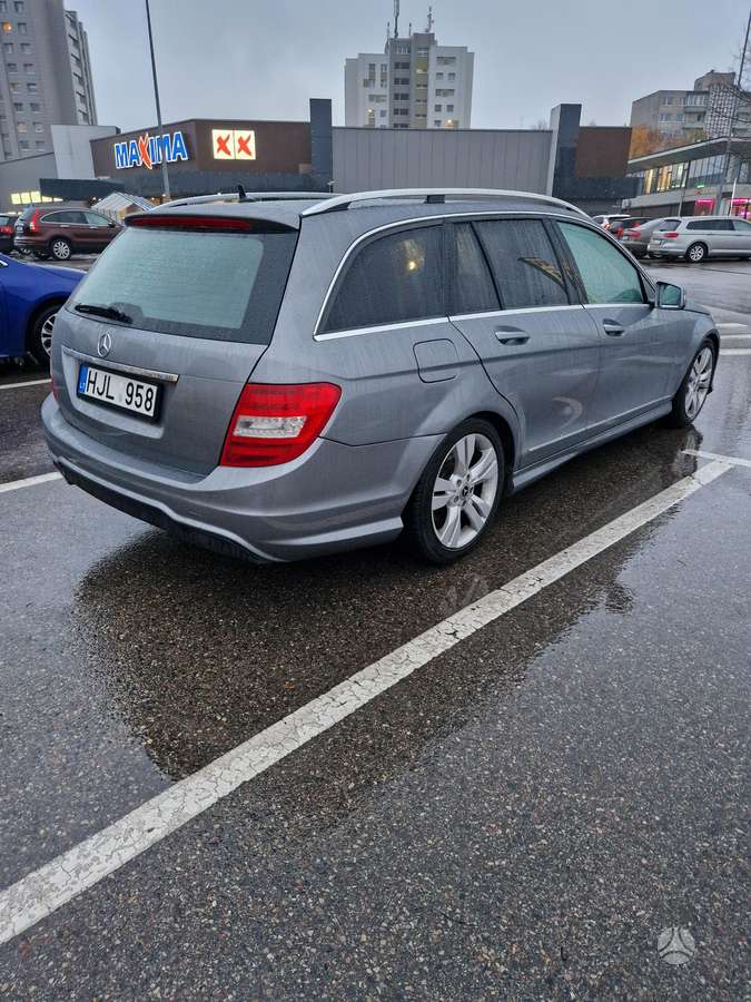 Mercedes-Benz C250 2013 — photo 6