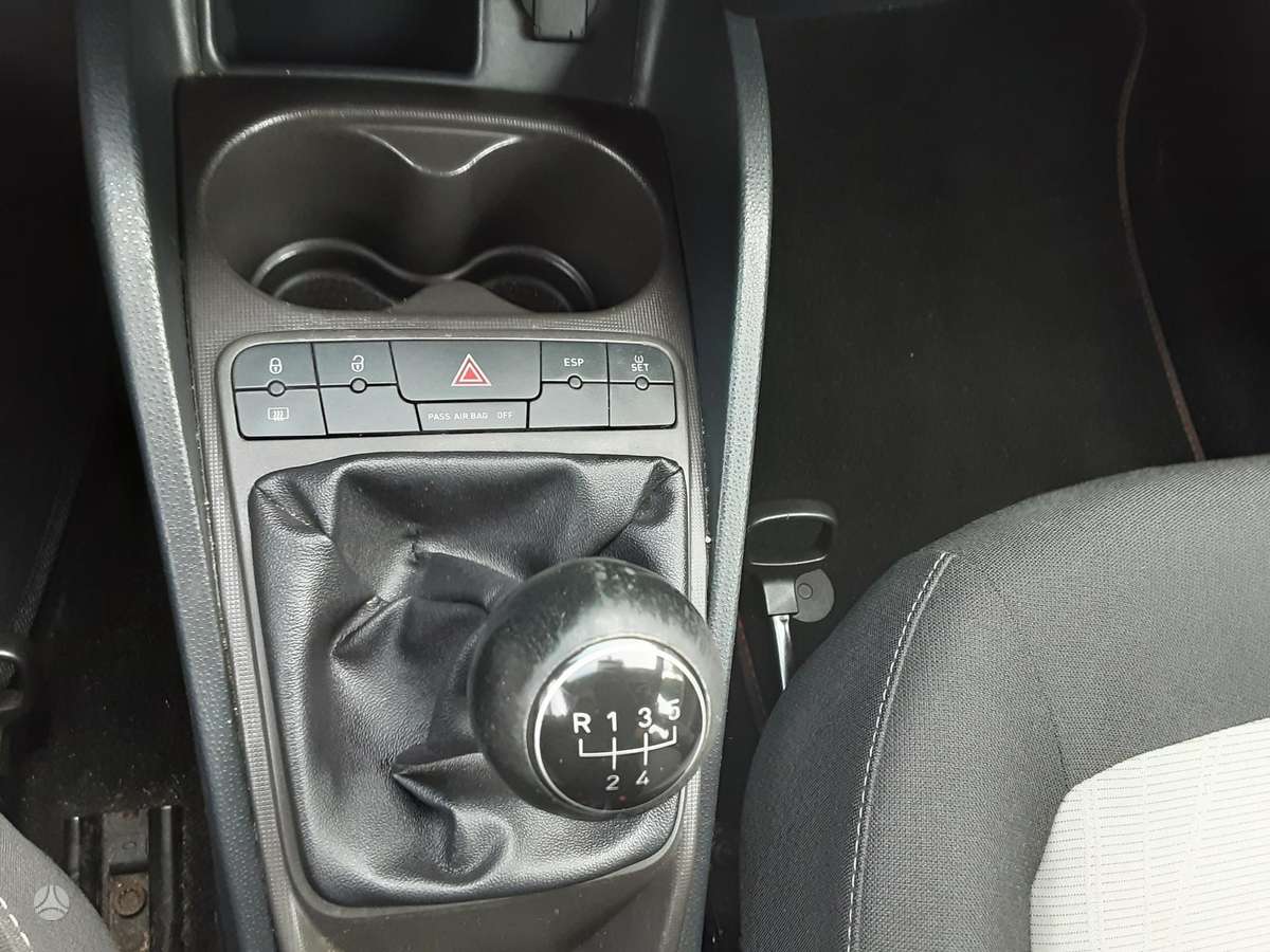 Seat Ibiza 2012 — photo 17