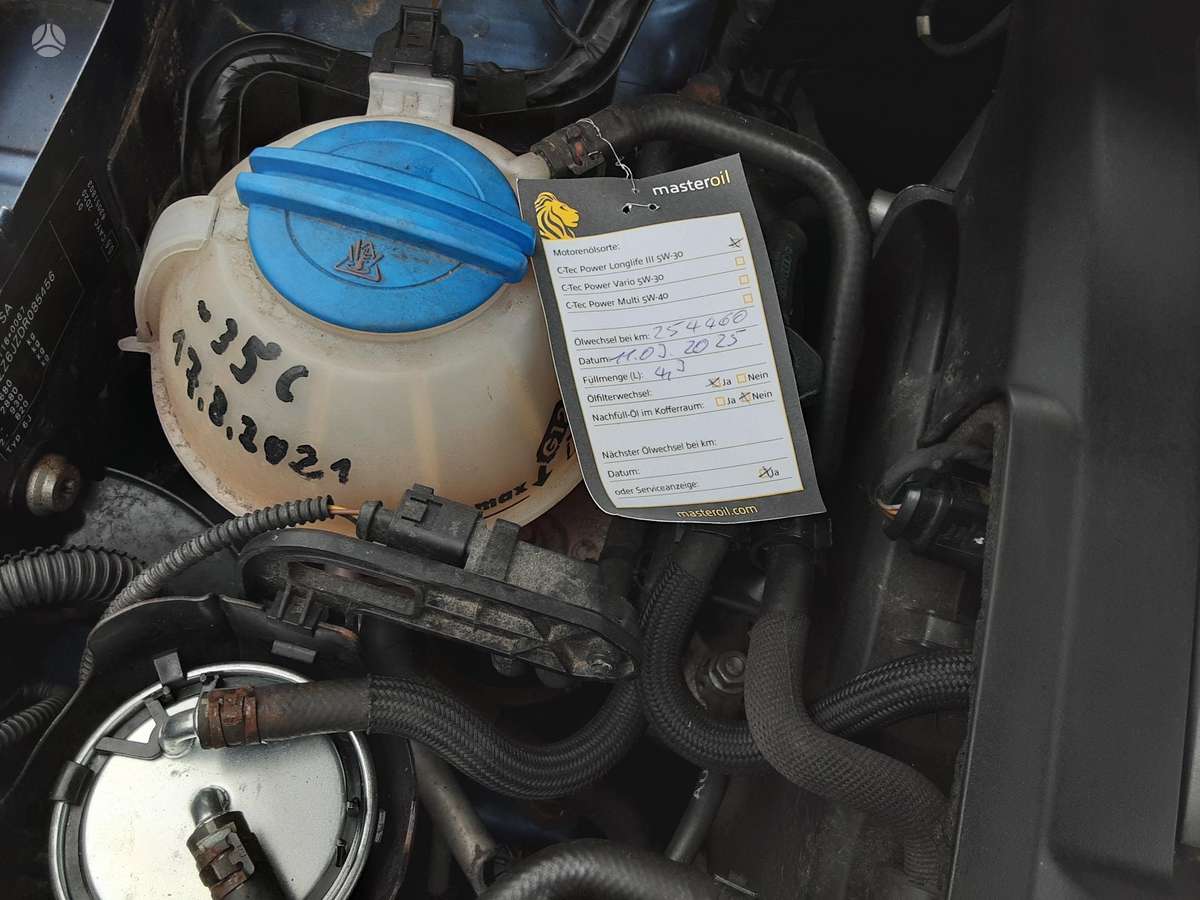 Seat Ibiza 2012 — photo 24