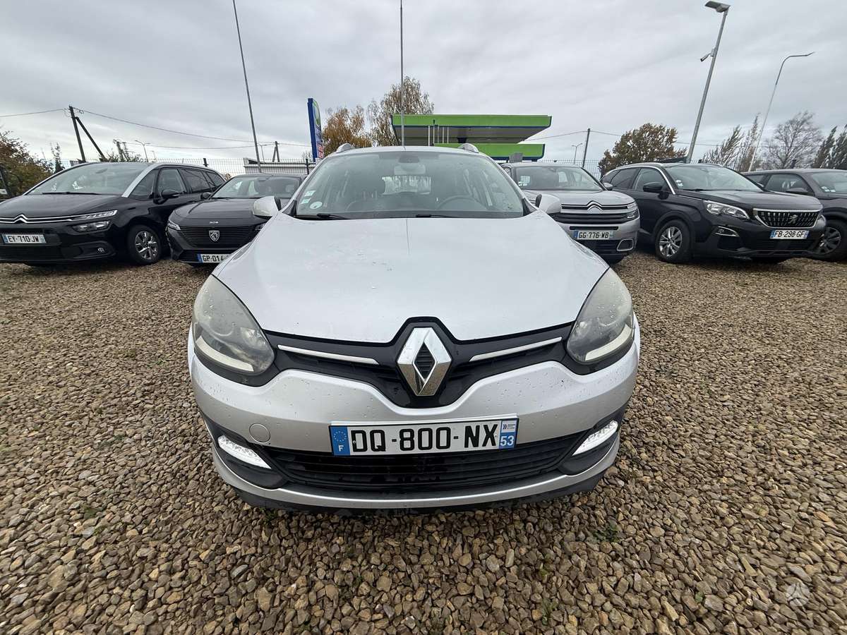 Renault Megane 2015 — rear view