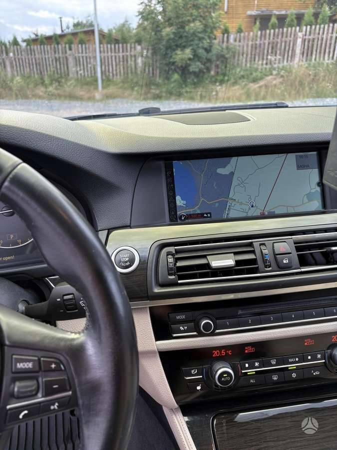 BMW 525 2010 — photo 10
