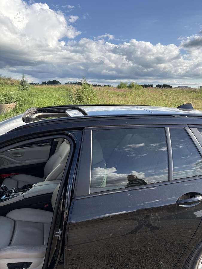 BMW 525 2010 — photo 12