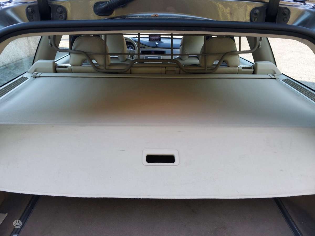 Volvo XC70 2009 — photo 11
