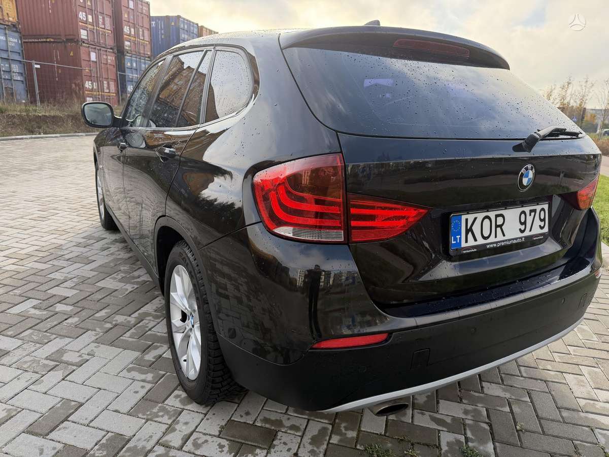 BMW X1 2011 — фото 15