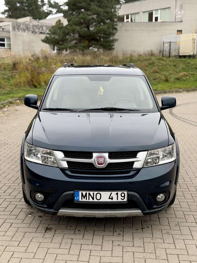 Fiat Freemont 2014 — салон