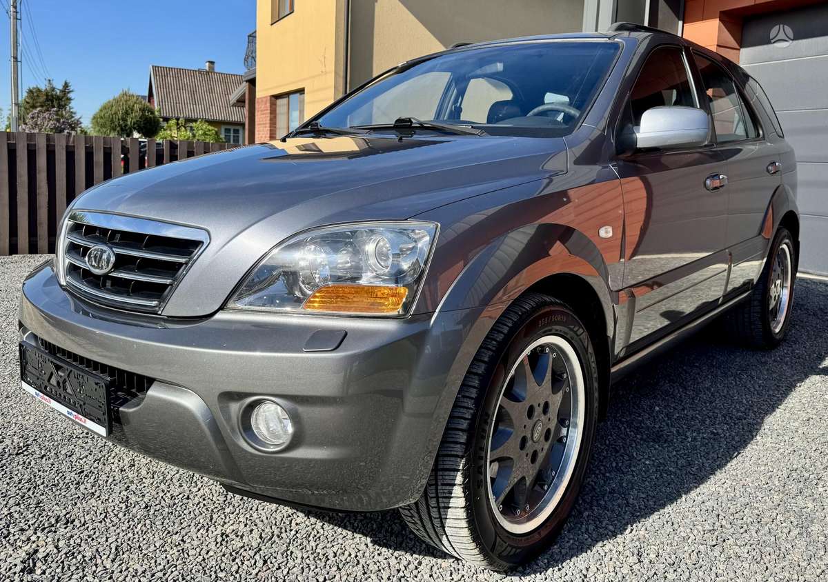 Kia Sorento 2008 — салон