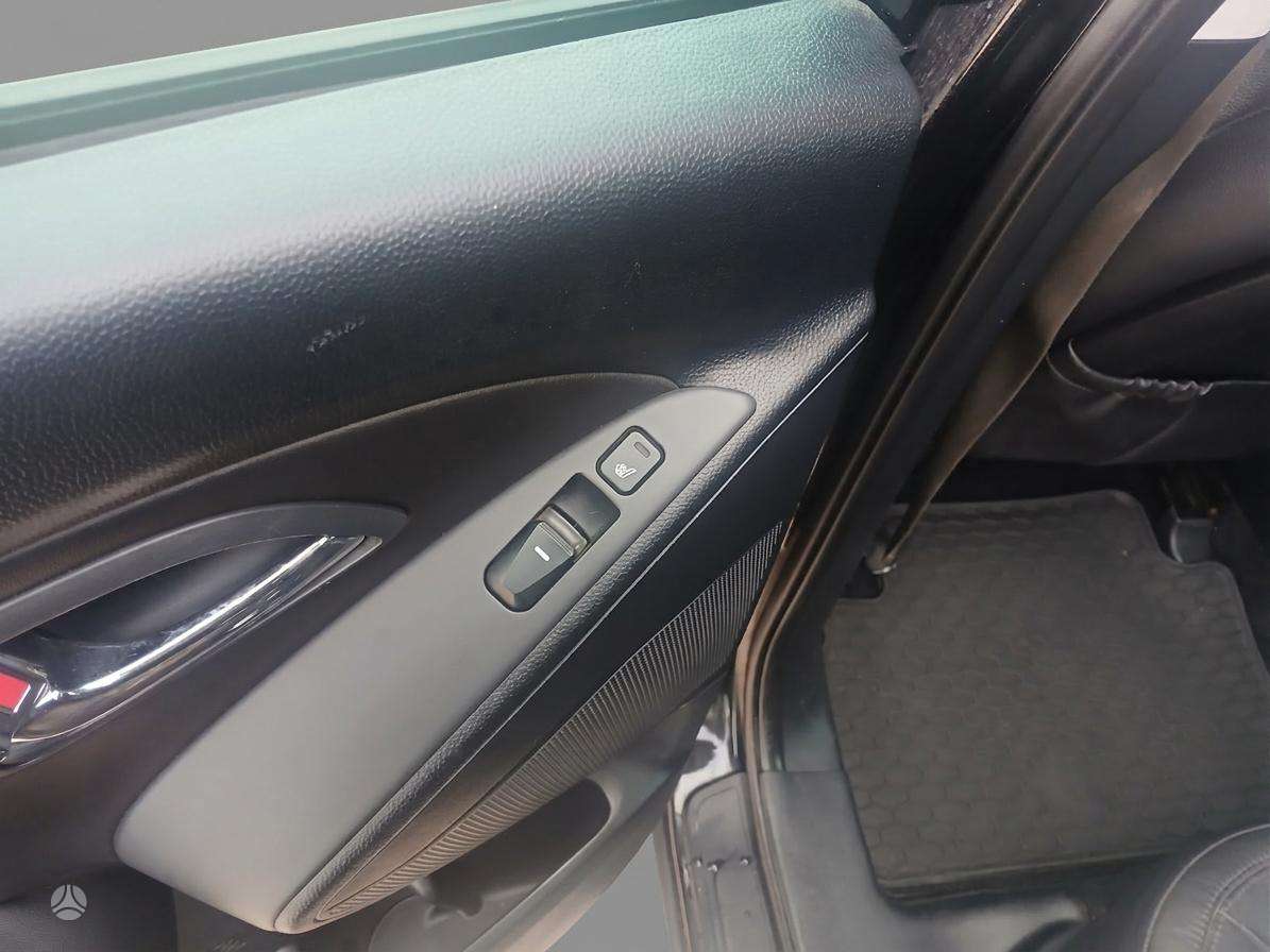 Hyundai ix35 2012 — photo 21