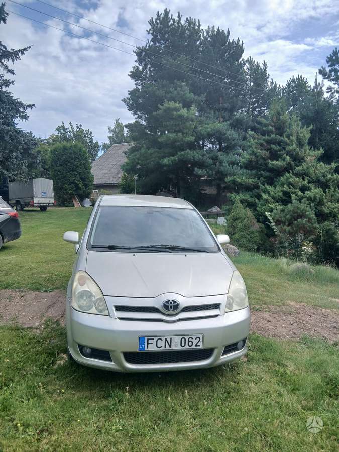 Toyota Corolla 2005 — двигун 1995 cm³, 116 HP (85kW)